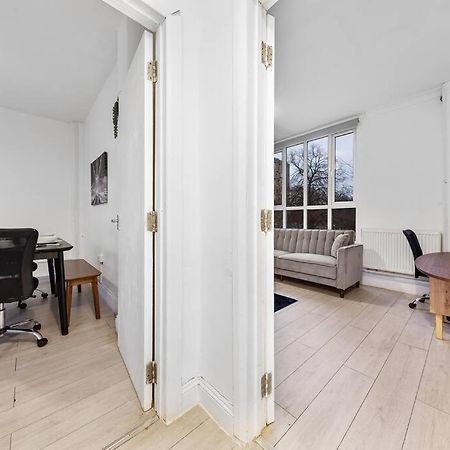 Holiday Home Near Kings Cross Sleep 12 Sp7 Londres Extérieur photo