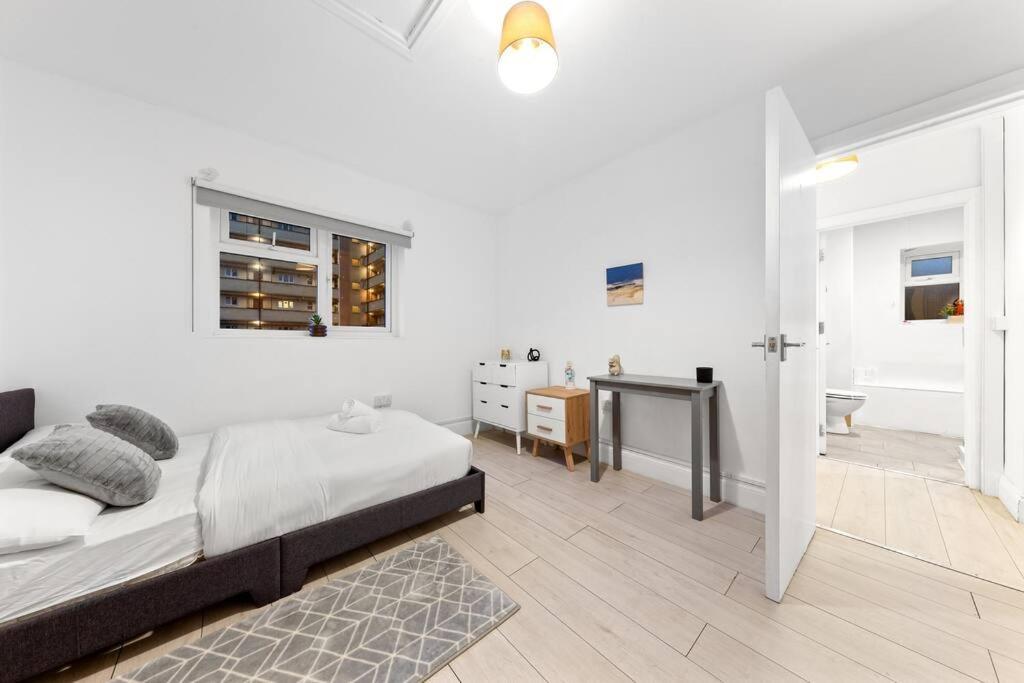 Holiday Home Near Kings Cross Sleep 12 Sp7 Londres Extérieur photo