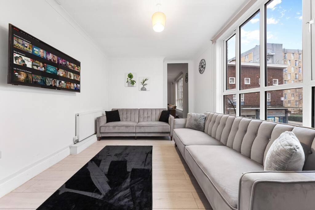 Holiday Home Near Kings Cross Sleep 12 Sp7 Londres Extérieur photo